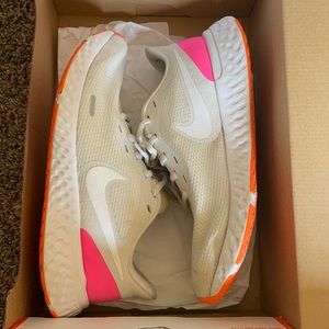 Nike Revolution 5 Running Shoes